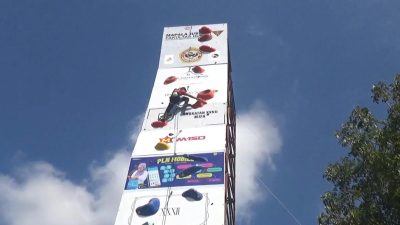 Justitia Wall Climbing Competition IX Regional Kalimantan FH ULM Banjarmasin ; Ajang Prestasi dan Pengembangan Bakat Panjat Tebing