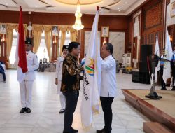 Wagub Kalsel Lepas Kontingen Kalsel Menuju FORNAS VIII NTB