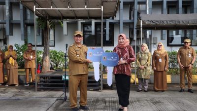 Bank Kalsel Serahkan CSR Kendaraan Roda Tiga ke RSUD Ansari Saleh