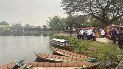 Bank Kalsel Serahkan CSR Pembangunan Spot Pasar Terapung di TMII