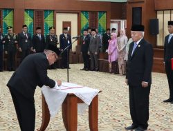 Gubernur Kalsel H.Muhidin Lantik Sekdaprov dan Rotasi Pimpinan Tinggi Pratama