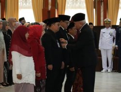 Sebanyak 446 PNS Pemprov Kalsel Dapat Anugerah Satyalencana Karya Satya Dari Gubernur Kalsel
