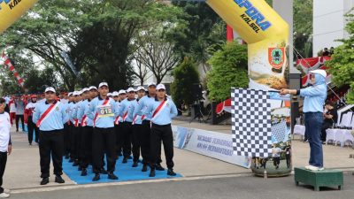 Disbunnak Kalsel Berpartisipasi di Lomba Gerak Jalan Pemprov Kalsel
