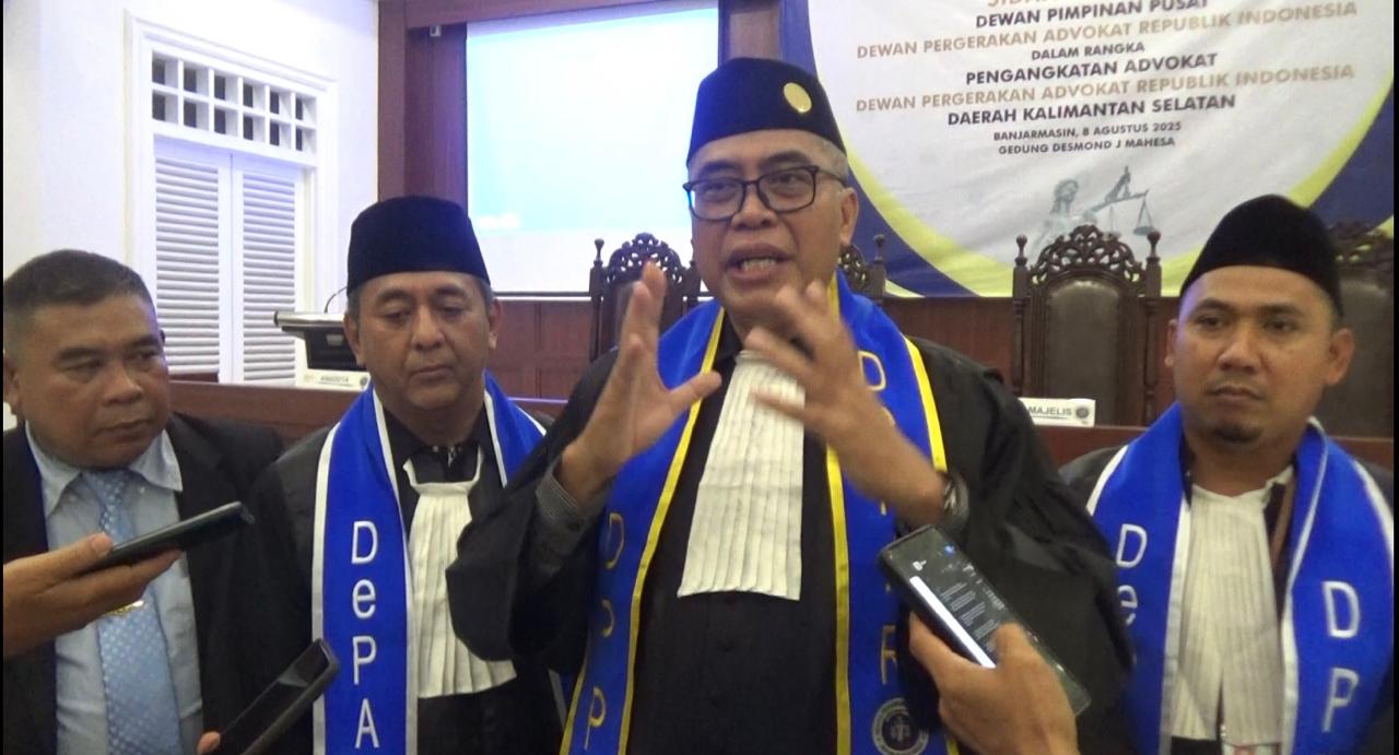 DePa-RI Lantik 15 Advokat Baru di FH ULM, Tekankan Integritas dan Pengabdian