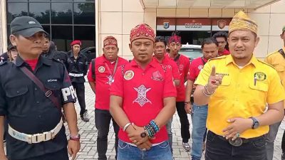 Unjuk Rasa di DPRD Kalsel Berjalan Aman dan Tertib, Tokoh Adat Dukung Sinergi Jaga Kedamaian Banua