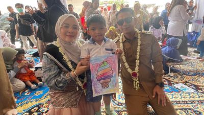 Balai Kota Jadi Lautan Warna, Anak-Anak Banjarmasin Asyik Mewarnai Bersama