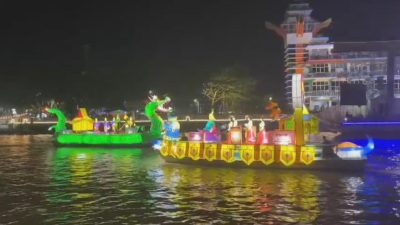 Meriah! Perahu Naga Hijau Bank Kalsel Juara Festival Jukung Hias Harjad Banjarmasin