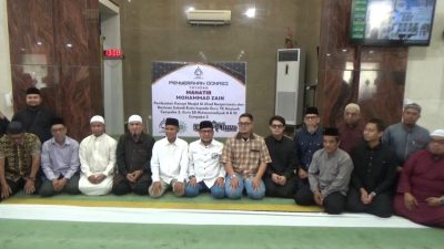 Yayasan Mahatir Mohammad Zain Salurkan Donasi Rp100 Juta untuk Masjid Al Jihad dan Bantuan Guru Muhammadiyah
