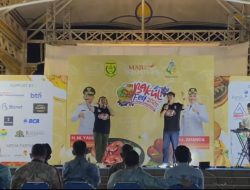 Tertawa Sambil Mengkritik, Stand Up Comedy Bakul Fest Jadi Wadah Aspirasi Warga Banjarmasin