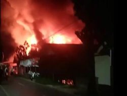Empat Rumah di Jalan Pangeran Hangus Dilalap Si Jago Merah