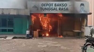 Kedai Bakso di Kampung Melayu Darat Banjarmasin Terbakar, Kerugian Ditaksir Puluhan Juta Rupiah