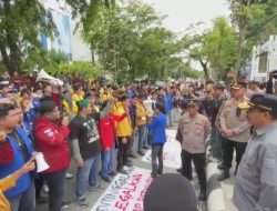 Mahasiswa Kepung DPRD Kalsel, Suarakan Penolakan KUHAP Baru hingga Selamatkan Meratus