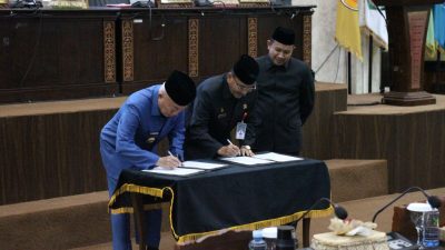 Raperda Grand Desain Kependudukan 2025–2045 Disahkan, Gubernur Muhidin Apresiasi DPRD Kalsel