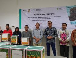 Angkasa Pura Indonesia Salurkan 250 Paket Sembako dan 5.000 Bibit Pohon untuk Warga dan Lingkungan Banjarbaru