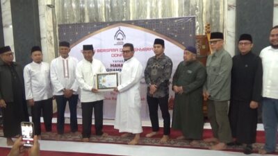Yayasan Mahatir Mohammad Zain Salurkan Bantuan Miliaran Rupiah untuk Pembangunan Rumah Tahfiz dan Masjid Hasanuddin Majedi