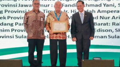 Gubernur Kalsel Terima Penghargaan Pembina ProKlim 2025, Lima Desa Raih Prestasi Nasional