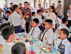 Wamendagri Tinjau SRMP 20 Banjarbaru, Pastikan Sekolah Rakyat Tepat Sasaran untuk Anak Rentan Putus Sekolah