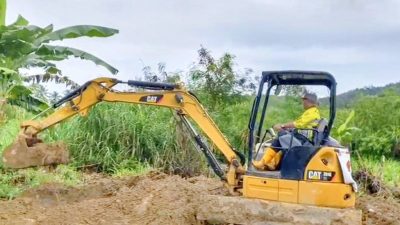 Solidaritas Antar Daerah, Tagana Kalsel Turun Tangan Bangun Hunian Sementara di Padang