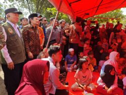 Dampingi Wapres Tinjau Lokasi Banjir, Gubernur Kalsel Pastikan Bantuan Terdata per Rumah