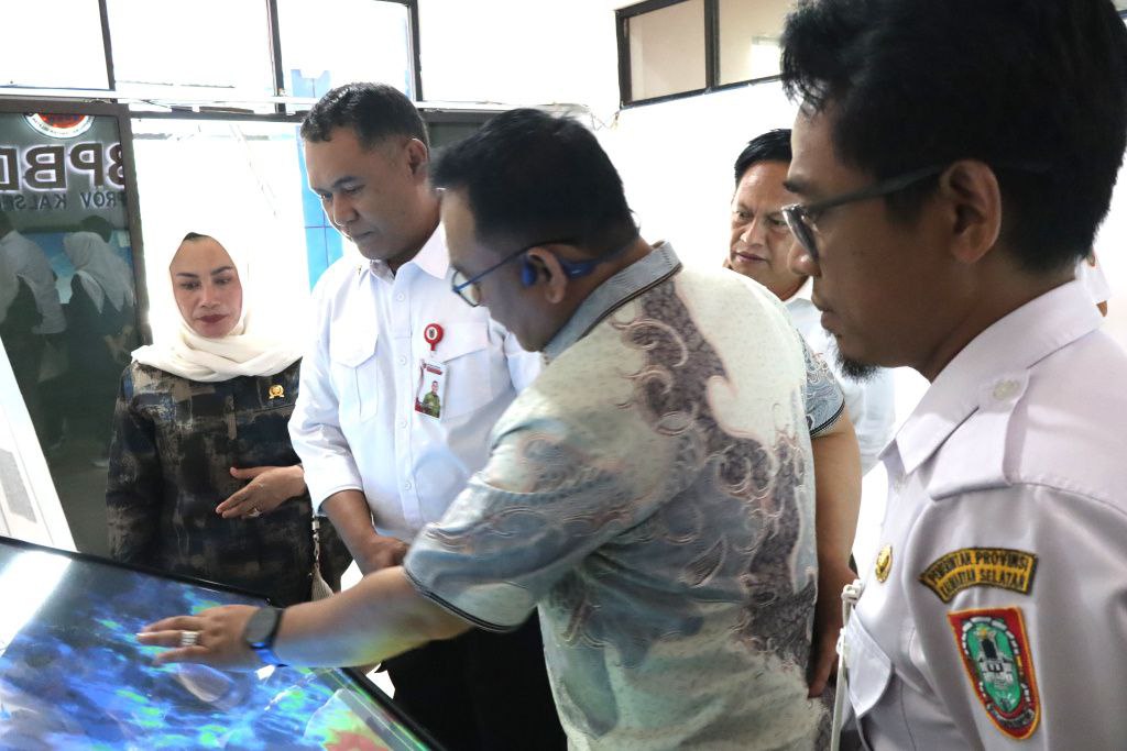 BPBD Kalsel dan DPRD Kotabaru Bahas Strategi Penanganan Banjir Rob, Embung Jadi Opsi Mitigasi BPBD Kalsel dan DPRD Kotabaru Bahas Strategi Penanganan Banjir Rob, Embung Jadi Opsi Mitigasi