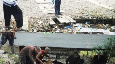 Wali Kota Banjarmasin Temukan Jumbatan Warga Tutupi Sungai Belitung Saat Pengerukan