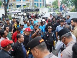 LSM dan Pemuda Islam Gelar Aksi di DPRD Banjarmasin, Soroti Minimnya Empati Dewan Saat Banjir