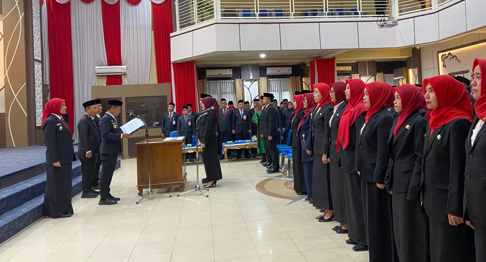 Wali Kota Banjarmasin Lantik 124 Pejabat, Rotasi Strategis untuk Percepat Layanan Publik