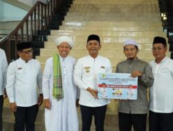 Ramadan Penuh Berkah, Wali Kota Yamin Berbagi dengan Ratusan Anak Yatim di Balai Kota