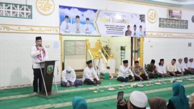 Safari Ramadan Penuh Manfaat! Pemkab Kotabaru Borong Bantuan untuk Warga Kelumpang Selatan