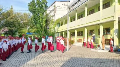 Libur Lebaran Usai! Siswa Banjarmasin Balik Sekolah, Disambut Upacara hingga Momen Haru Halal Bihalal