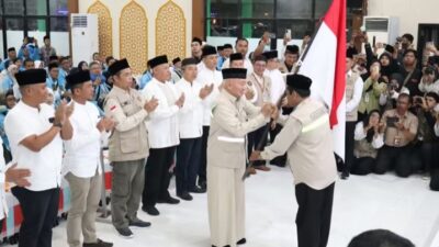 H.Muhidin Lepas Kloter Pertama Jamaah Haji Embarkasi Banjarmasin Terbang ke Madinah