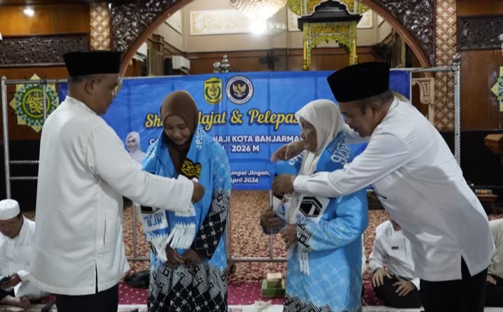 717 Jamaah Haji Banjarmasin Resmi Diberangkatkan, Doa wan Harapan Iringi Perjalanan ke Tanah Suci