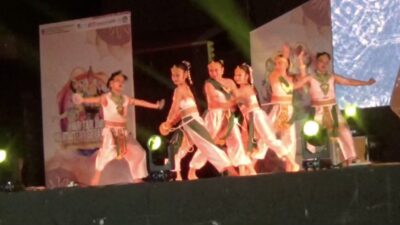 535 Penari Guncang Taman Budaya! Hari Tari Dunia 2026 di Kalsel Penuh Warna