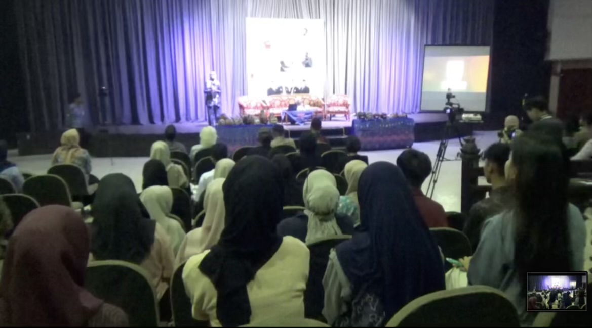 Keren! Seni Topeng Khas Tapin Diangkat ke Panggung Nasional Lewat Workshop Taman Budaya Kalsel Keren! Seni Topeng Khas Tapin Diangkat ke Panggung Nasional Lewat Workshop Taman Budaya Kalsel