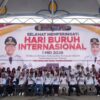 Diguyur Hujan, 3.000 Buruh Tetap Padati May Day Banjarmasin