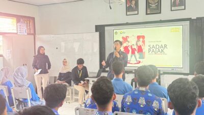 DJP Masuk Sekolah! Pelajar Seruyan Antusias Kupas Tuntas Dunia Pajak DJP Masuk Sekolah! Pelajar Seruyan Antusias Kupas Tuntas Dunia Pajak