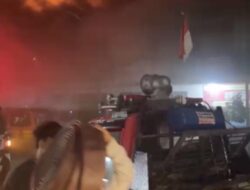 Kebakaran Besar Jelang Fajar, Delapan Rumah wan Ruang Kelas MTs Ludes Terbakar