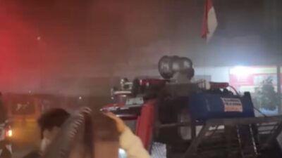 Kebakaran Besar Jelang Fajar, Delapan Rumah wan Ruang Kelas MTs Ludes Terbakar