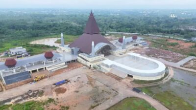 H.Muhidin Ubah Tradisi Hari Jadi Kalsel, Matan Panggung Hiburan ke Nuansa Religius H.Muhidin Ubah Tradisi Hari Jadi Kalsel, Matan Panggung Hiburan ke Nuansa Religius