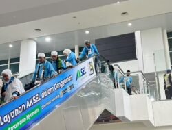 Tangis Haru Pecah! 359 Jamaah Haji Kloter Pertama Embarkasi Banjarmasin Tiba di Tanah Air