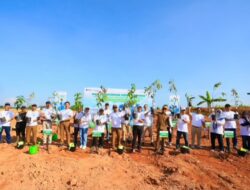 Hijaukan Banjarmasin, Pelindo Tanam 2.500 Pohon di Kawasan TPA Basirih