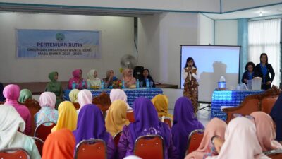 Perempuan Kotabaru Diajak Jadi Agen Perubahan Lewat Gerakan Eco Enzyme Perempuan Kotabaru Diajak Jadi Agen Perubahan Lewat Gerakan Eco Enzyme