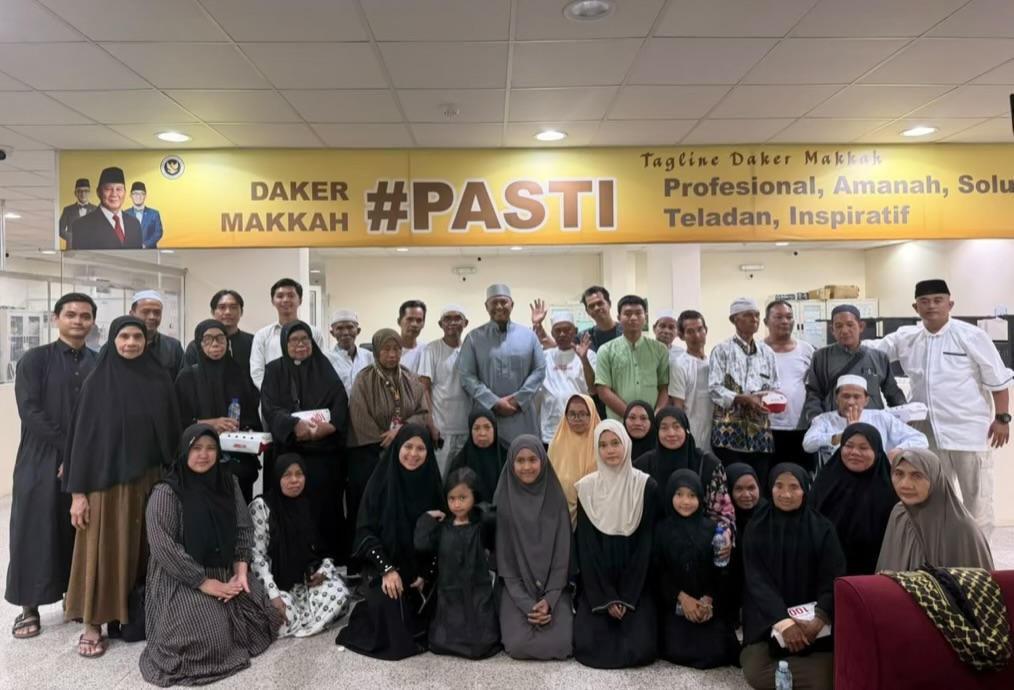 Sempat Tertahan Di Jeddah, 38 Jamaah Umrah Asal Kalsel Dapat Bantuan Pemulangan dari Bambang Heri Purnama
