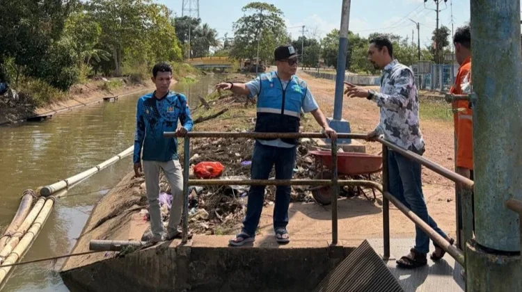 PAM Bandarmasih Pantau Intake Banyu Baku, Pastikan Ketersediaan Banyu Barasih Selawas Musim Kemarau