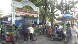 DPP FKPWK Kembali Gelar Aksi Sosial,  Kawan SMP Terpisah Hampir 20 Tahun Datang Bawa Sembako hingga Handphone
