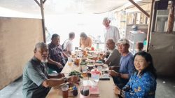 Bertugas di Palangka Raya, Ketum DPP FKPWK Rachmad Fadillah Sempatkan Reuni lawan Kawan SMP